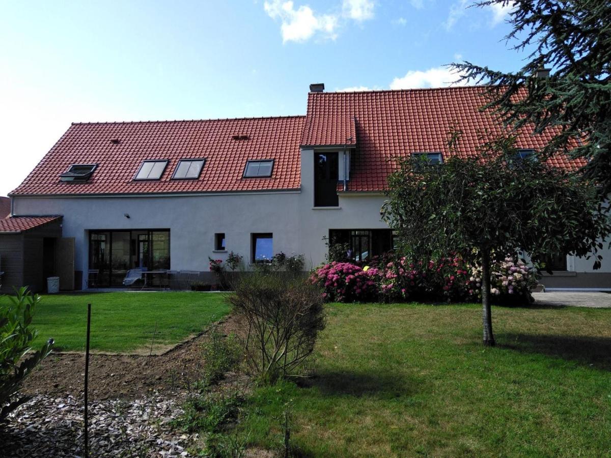 Vintage Holiday Home In Escalles With Garden Kültér fotó